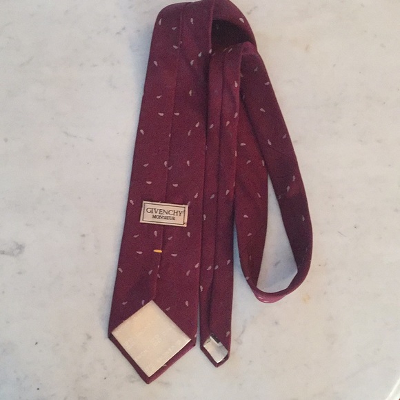 Vintage Givenchy neck tie - Picture 3 of 5